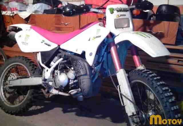Ямаха DT200WR Ямаха DT200WR