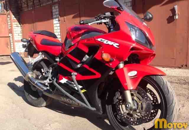 Хонда CBR600F4i Хонда CBR600F4i