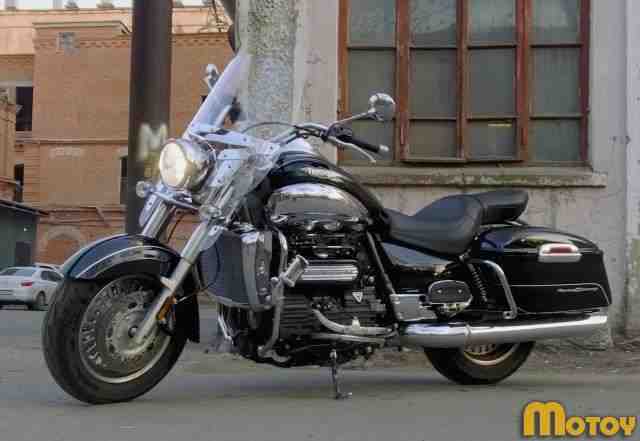 Триумф Рокет 3 touring Триумф Рокет 3 touring