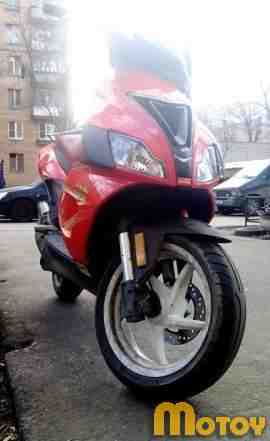Априлия sr 50 r Априлия sr 50 r