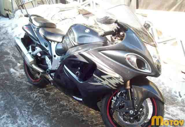 Сузуки Хаябуса GSX 1300 R Сузуки Хаябуса GSX 1300 R