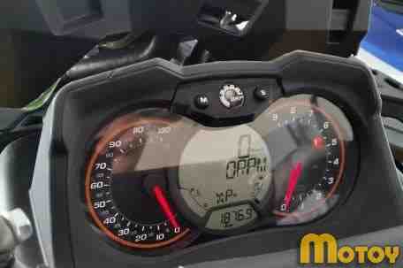 BRP Аутлендер MAX 1000 EFI XT-P BRP Аутлендер MAX 1000 EFI XT-P