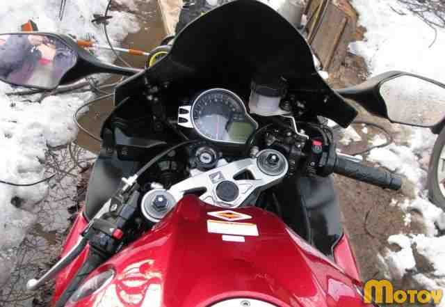 Хонда CBR 1000 RR Хонда CBR 1000 RR