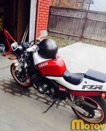 Ямаха FZR250 Ямаха FZR250