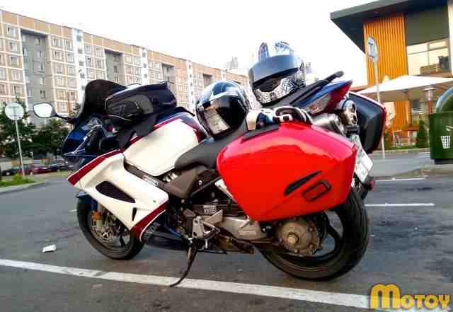 Продается Хонда VFR 800 FI Interceptor Продается Хонда VFR 800 FI Interceptor