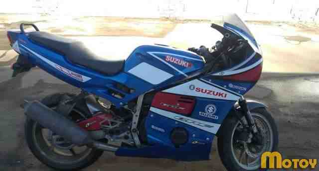 Судзуки gsxr 400 Судзуки gsxr 400
