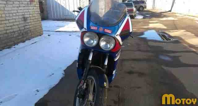 Судзуки gsxr 400 Судзуки gsxr 400