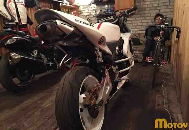 Хонда cbr600rr стрит-стант 2004 обмен Хонда cbr600rr стрит-стант 2004 обмен
