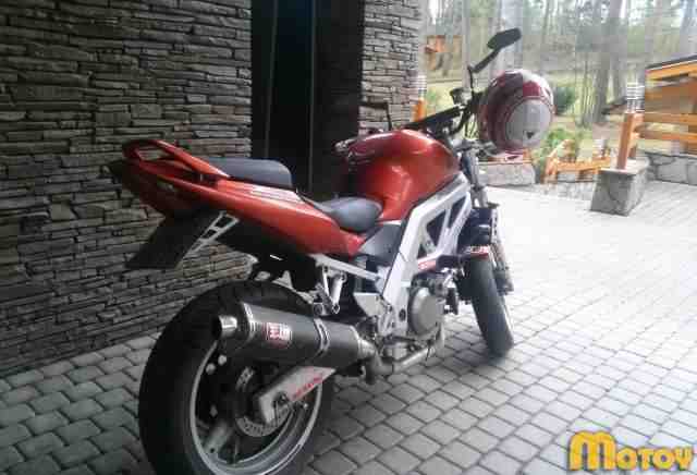 Сузуки SV 650 N Накед байк мотоцикл Сузуки Сузуки SV 650 N Накед байк мотоцикл Сузуки