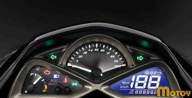 Ямаха S MAX 155куб инжектор 16лс новый из японии Ямаха S MAX 155куб инжектор 16лс новый из японии