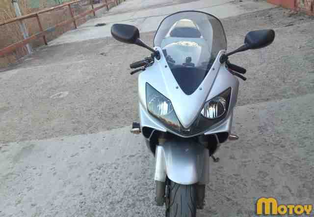 Хонда CBR 600 F4i Хонда CBR 600 F4i