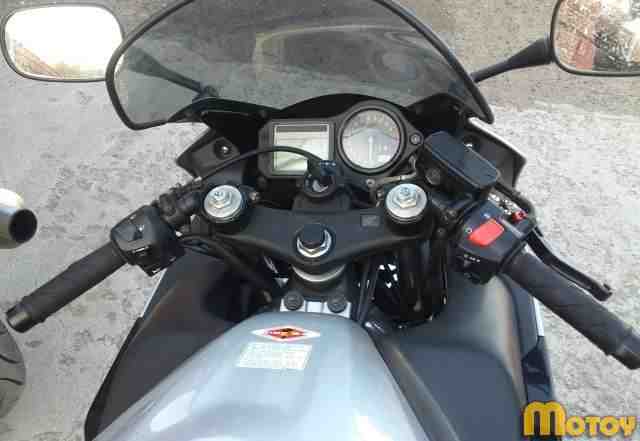 Хонда CBR 600 F4i Хонда CBR 600 F4i