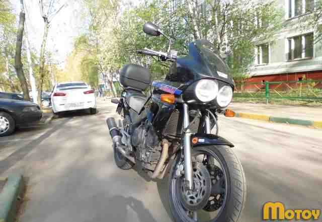 Ямаха TDM850 Ямаха TDM850