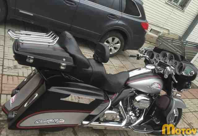 Харлей Дэвидсон Electraglide CVO 2009 г Харлей Дэвидсон Electraglide CVO 2009 г