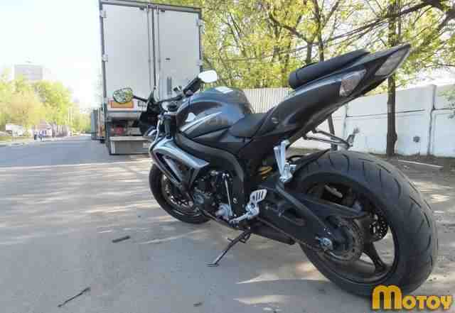 Судзуки Gsxr 750 2007 года Судзуки Gsxr 750 2007 года
