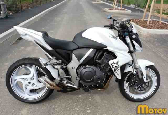 Мотоцикл Хонда CB1000RA Мотоцикл Хонда CB1000RA