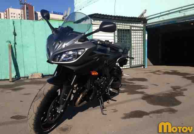 Ямаха FZ8 2013 года, пробег 4500 км Ямаха FZ8 2013 года, пробег 4500 км