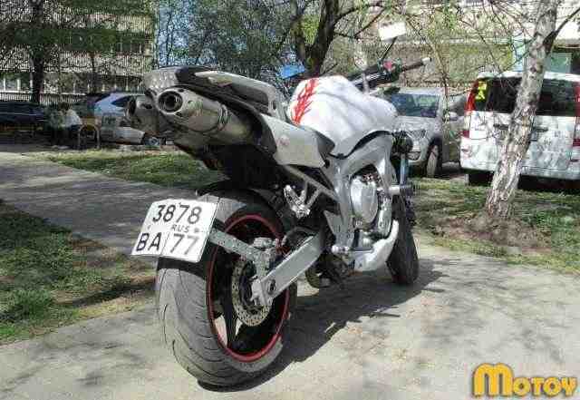 Ямаха Фазер FZS6N Ямаха Фазер FZS6N