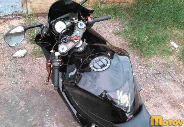 Судзуки gsxr-750 Судзуки gsxr-750
