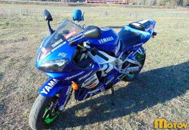 Мотоцикл Ямаха YZF-R1 Мотоцикл Ямаха YZF-R1