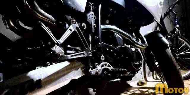 Мотард KTM Дюк 2 640 LC4 2002 Мотард KTM Дюк 2 640 LC4 2002