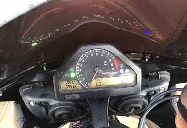 Хонда CBR1000RR Хонда CBR1000RR