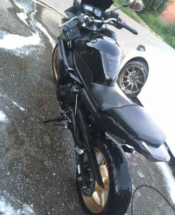Ямаха FZ6R 2010 год Ямаха FZ6R 2010 год
