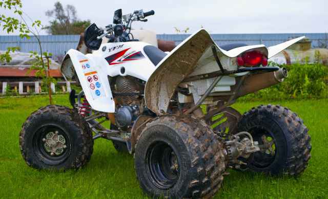 Ямаха YFM 350R Раптор Ямаха YFM 350R Раптор