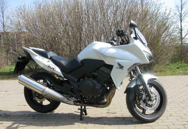 Продам Хонда CBF 1000 (sс64) 2010г.в Продам Хонда CBF 1000 (sс64) 2010г.в