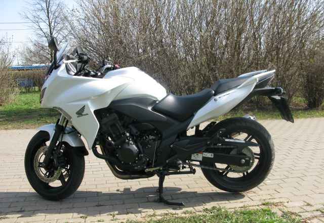 Продам Хонда CBF 1000 (sс64) 2010г.в Продам Хонда CBF 1000 (sс64) 2010г.в
