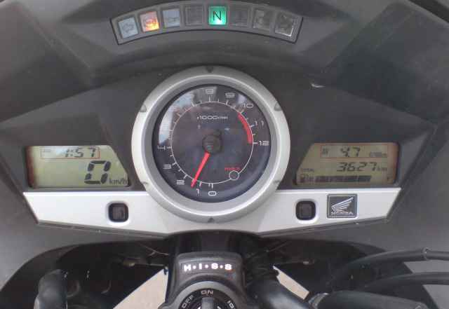 Продам Хонда CBF 1000 (sс64) 2010г.в Продам Хонда CBF 1000 (sс64) 2010г.в