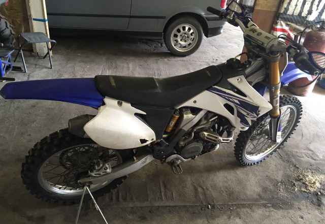 Ямаха Yz450f 2008 Ямаха Yz450f 2008