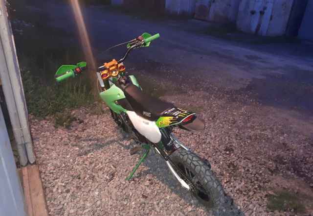 Питбайк FMC-GrassHopper-160CC Питбайк FMC-GrassHopper-160CC