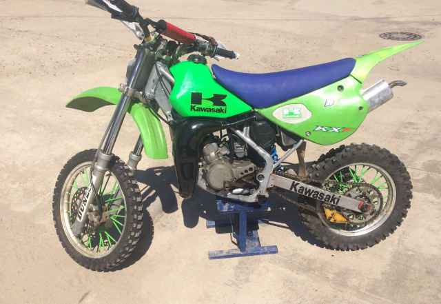 Кавасаки kx 85 2001 года Кавасаки kx 85 2001 года