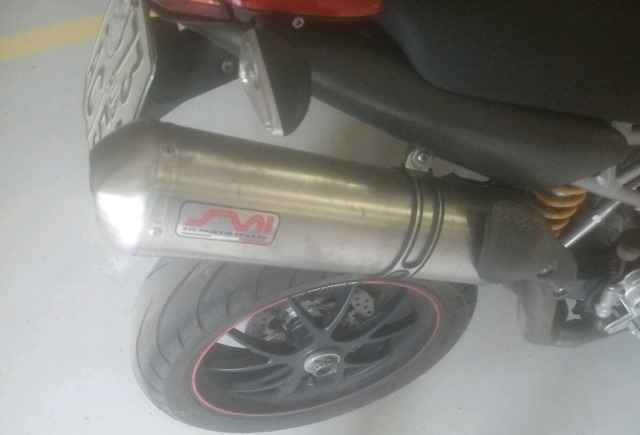 Дукати Hypermotard 1100 С Дукати Hypermotard 1100 С