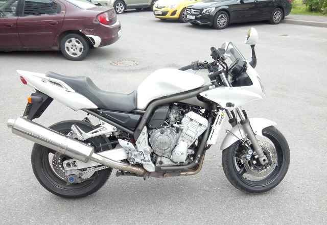 Ямаха FZS 1000 Фазер (FZ1) 2003 Ямаха FZS 1000 Фазер (FZ1) 2003