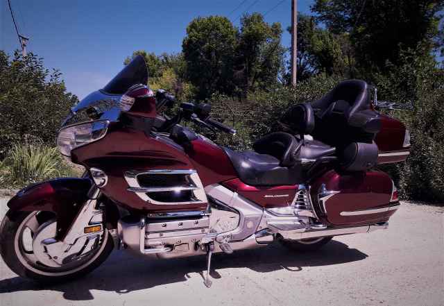 Продам мотоцикл Хонда GL 1800 ГолдВинг Продам мотоцикл Хонда GL 1800 ГолдВинг