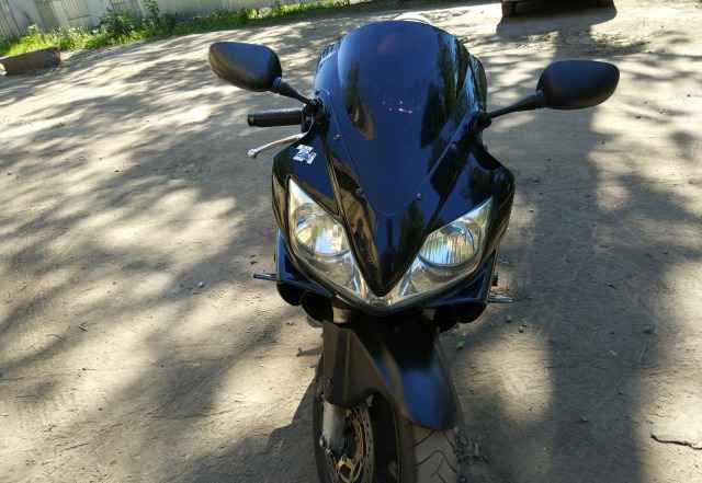 Хонда CBR600 F4i Хонда CBR600 F4i