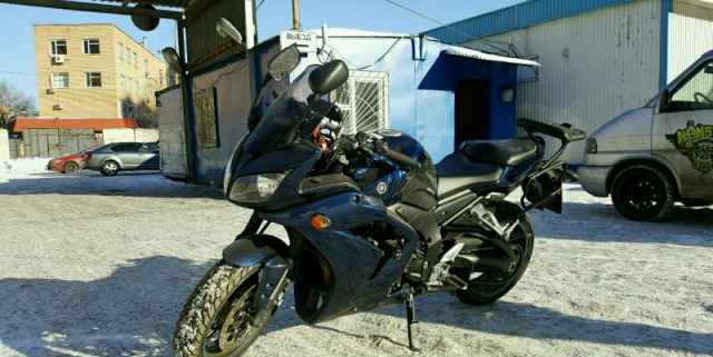 Ямаха FZ1-С 2009 Ямаха FZ1-С 2009