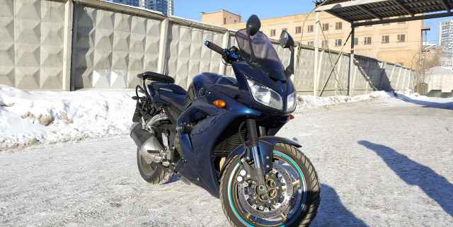 Ямаха FZ1-С 2009 Ямаха FZ1-С 2009