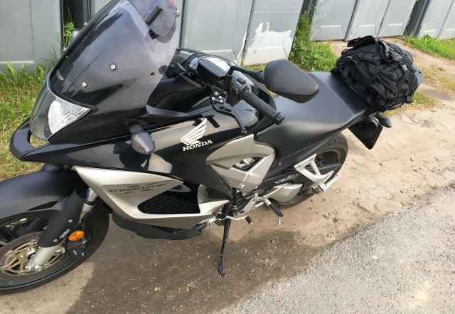 Хонда VFR 800 Х Crossrunner Хонда VFR 800 Х Crossrunner