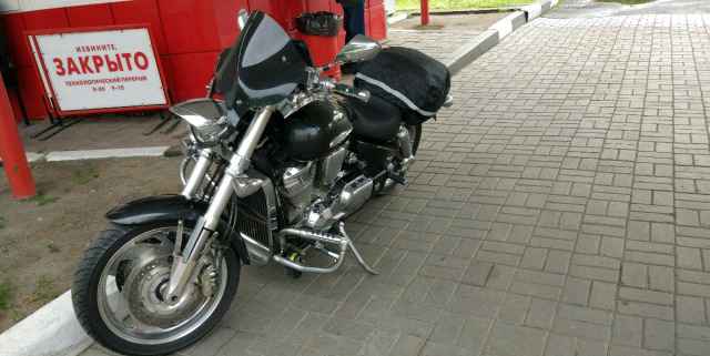 Хонда VTX 1800 F Хонда VTX 1800 F
