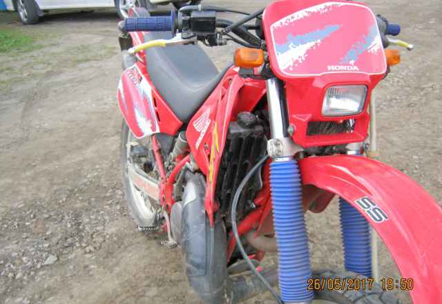Мотоцикл Эндуро Хонда CRM 250R Мотоцикл Эндуро Хонда CRM 250R