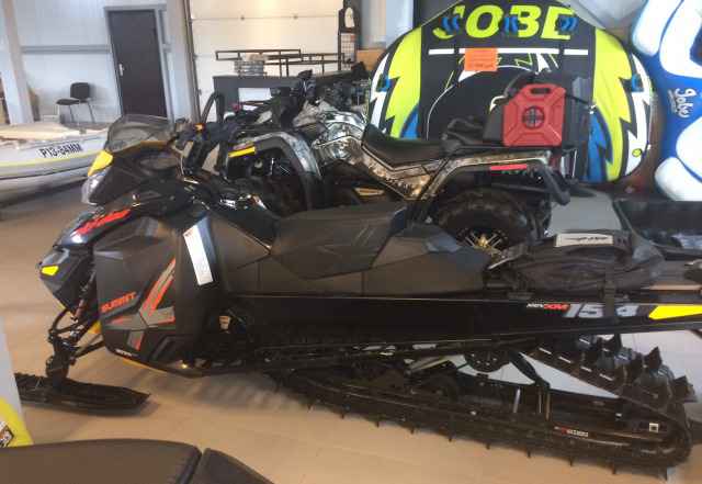 Продам снегоход BRP Ski-Doo 800 e-tek Продам снегоход BRP Ski-Doo 800 e-tek
