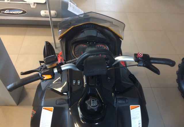 Продам снегоход BRP Ski-Doo 800 e-tek Продам снегоход BRP Ski-Doo 800 e-tek