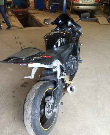 Хонда cbr600rr Хонда cbr600rr