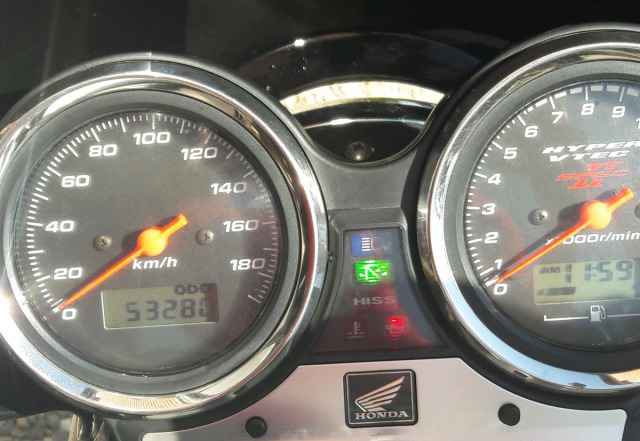 Хонда CB 400 Спец Втек 2 2003 гв Хонда CB 400 Спец Втек 2 2003 гв