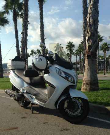 Sym MaxSym 400i ABS максискутер прокат аренда Sym MaxSym 400i ABS максискутер прокат аренда