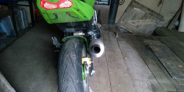 Кавасаки z1000 Кавасаки z1000