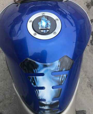 Suzuki GSR600 Suzuki GSR600